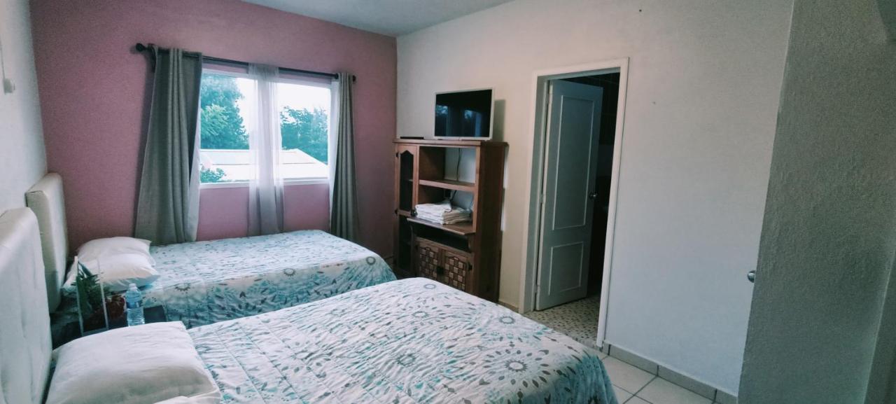 Hotel La Estancia Rio Verde Luaran gambar