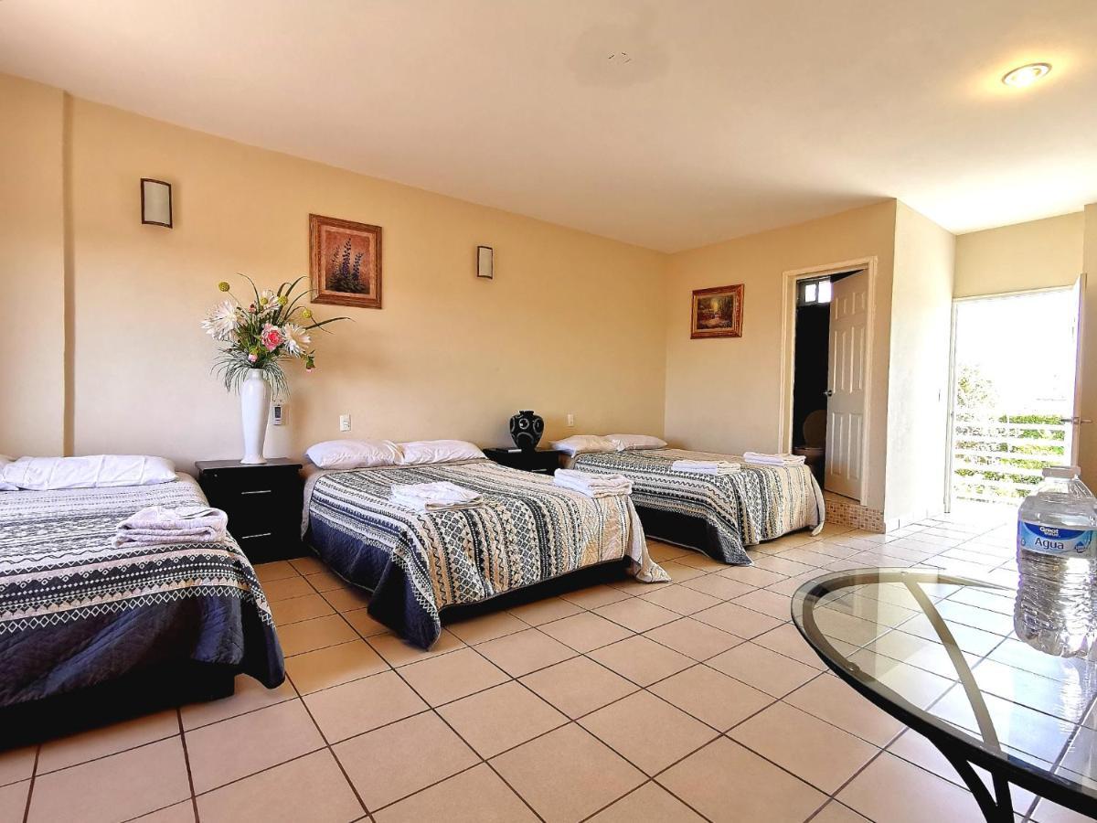 Hotel La Estancia Rio Verde Luaran gambar