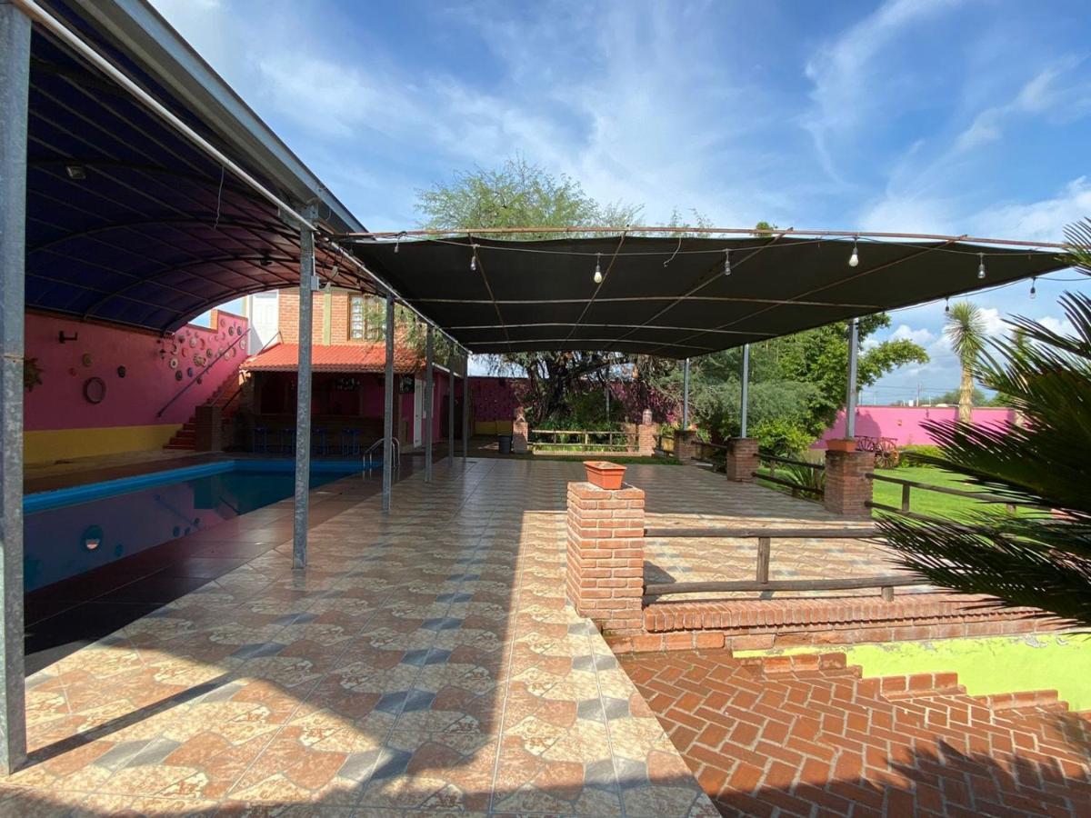 Hotel La Estancia Rio Verde Luaran gambar